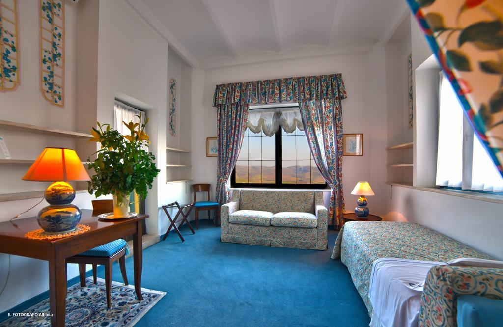 Hotel Villa Clodia サトゥルニア エクステリア 写真
