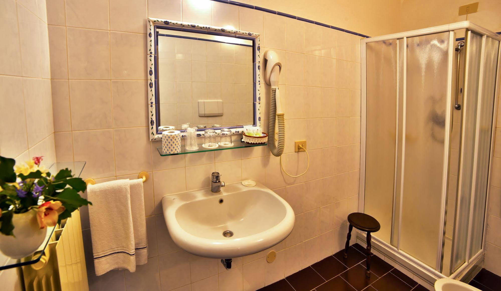 Hotel Villa Clodia サトゥルニア エクステリア 写真